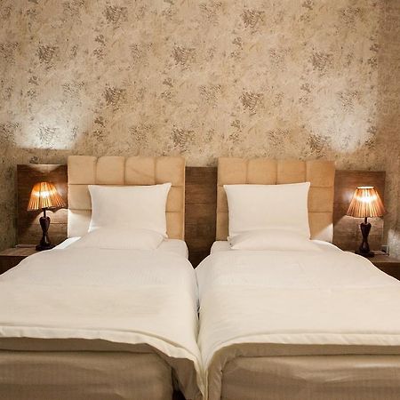 Issam Hotel & Spa Шеки Экстерьер фото