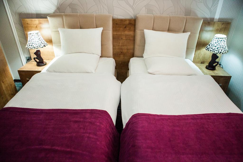 Issam Hotel & Spa Шеки Экстерьер фото