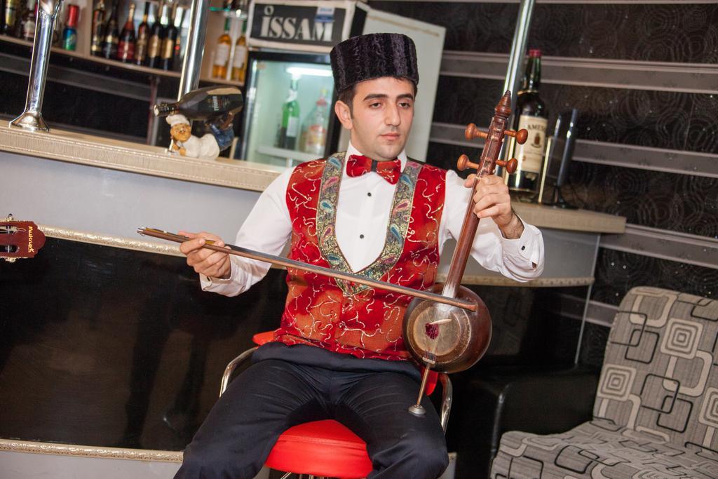 Issam Hotel & Spa Шеки Экстерьер фото